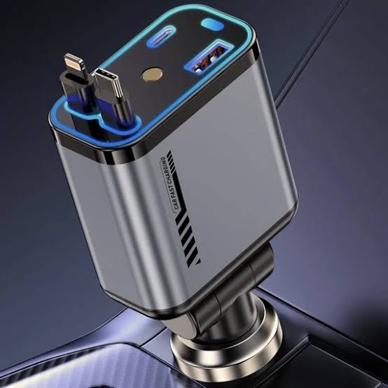 ⚡ 120W Retractable 4-in-1 Fast Car Charger